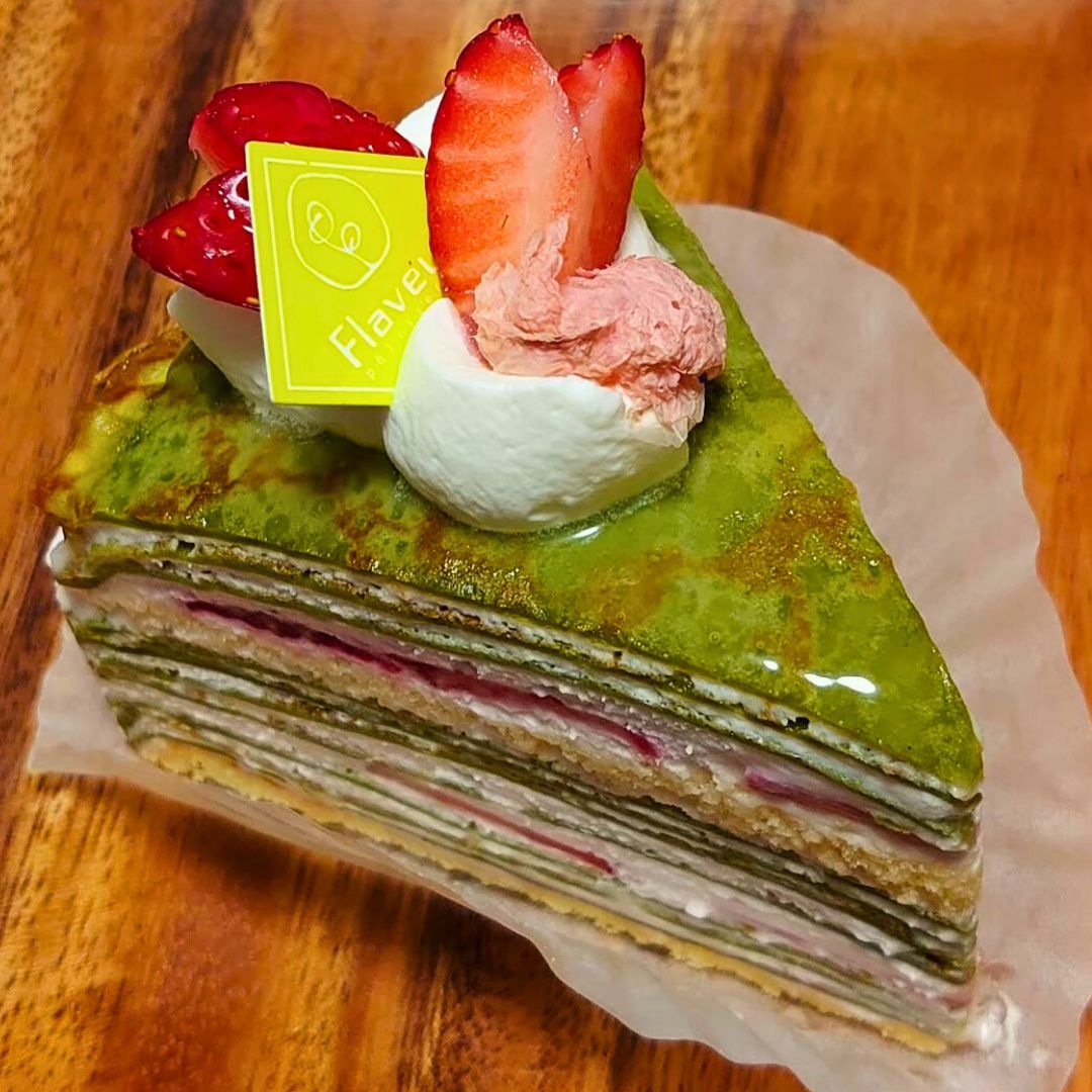 前橋のパティスリーフラヴールのミルクレープ｜何層にも重なるクレープとクリームの人気ケーキ