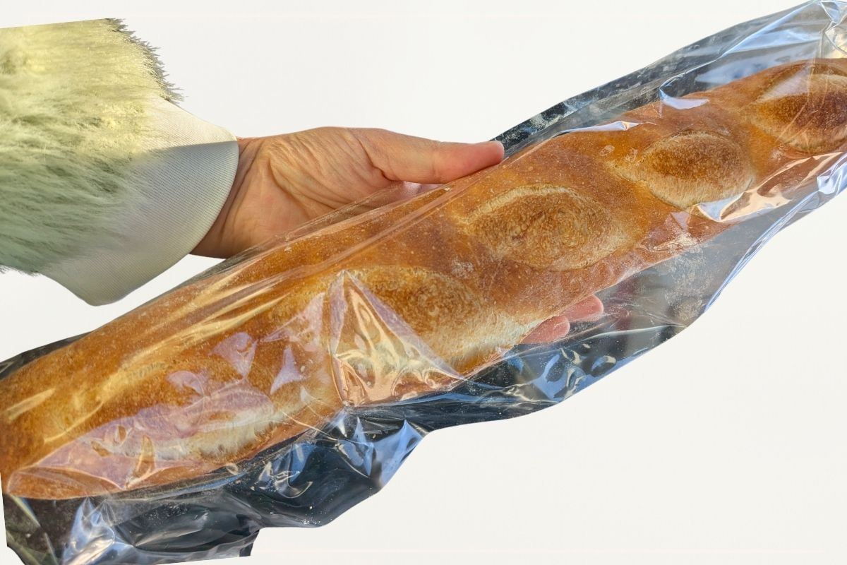 ペンギンベーカリー前橋吉岡店の釜焼きバケット